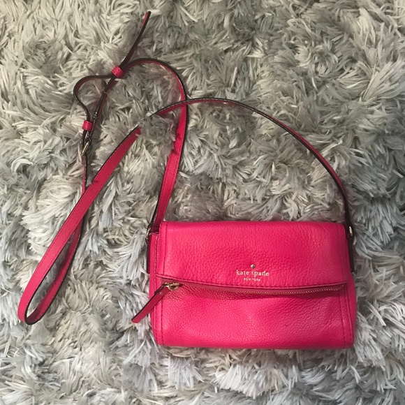 kate spade Handbags - Kate Spade Cobble Hill Mini Carson Crossbody